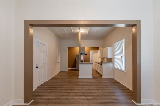 924 W Kings Hwy Apt 1, San Antonio, TX 78201