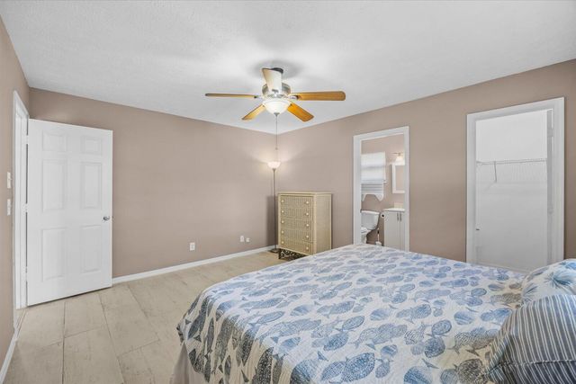 687 NE Maranta, Jensen Beach, FL 34957