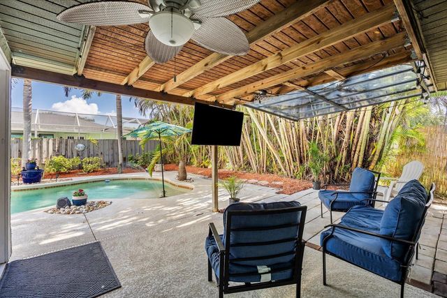 687 NE Maranta, Jensen Beach, FL 34957