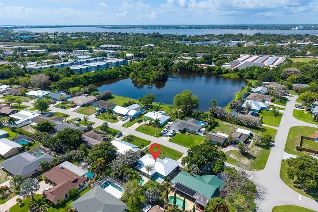 687 NE Maranta, Jensen Beach, FL 34957