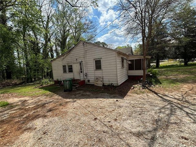 2402 Clifton Springs Road, Decatur, GA 30034