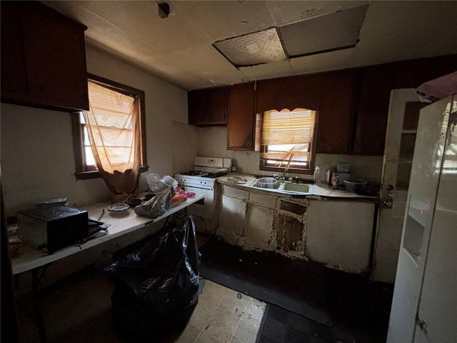 2402 Clifton Springs Road, Decatur, GA 30034