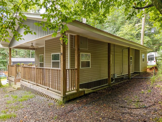 8 17th Street, Ellijay, GA 30540