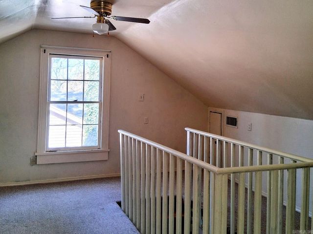 104 Hillcrest Street, Hot Springs, AR 71901