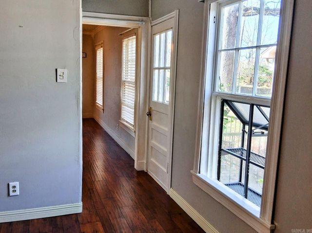 104 Hillcrest Street, Hot Springs, AR 71901