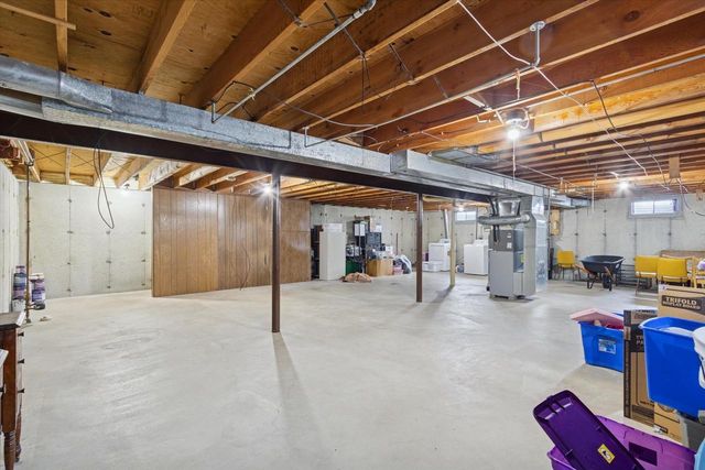 2117 S Arch Street, Janesville, WI 53546