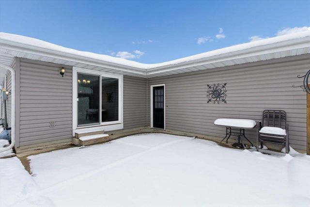 2117 S Arch Street, Janesville, WI 53546