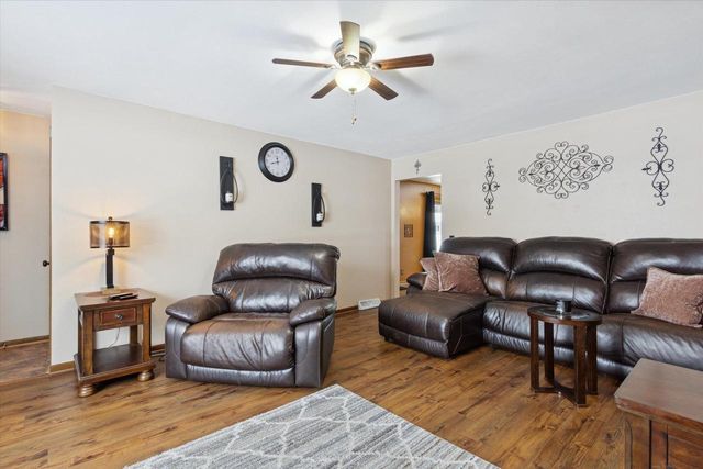 2117 S Arch Street, Janesville, WI 53546