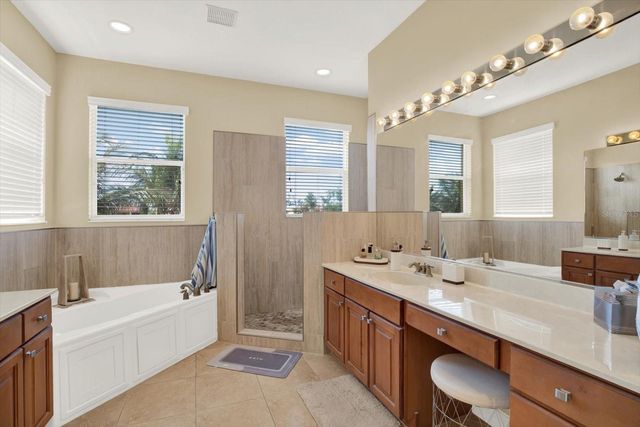 1226 3RD STREET CIRCLE E, Palmetto, FL 34221