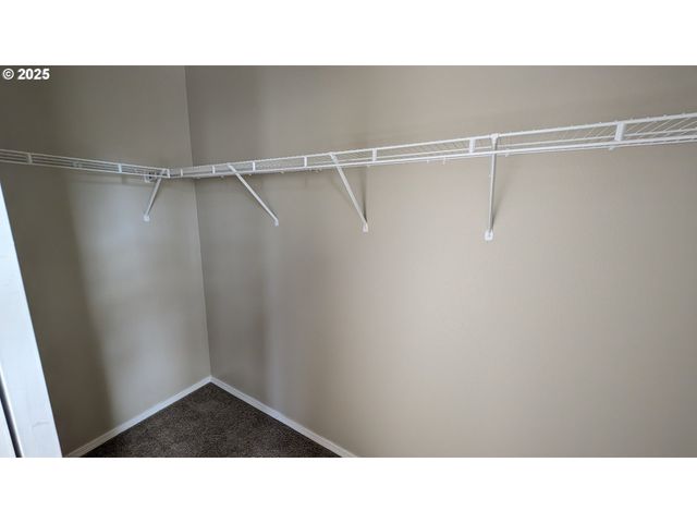 18541 Sw TAKENA Ct, Beaverton, OR 97003