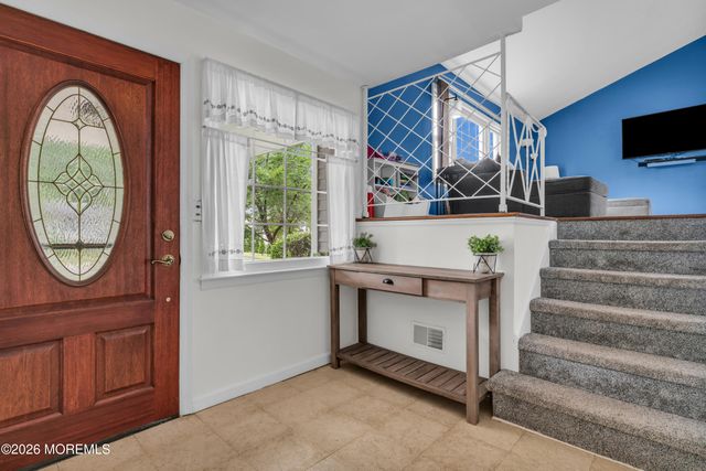41 Craig Street, Hazlet, NJ 07730