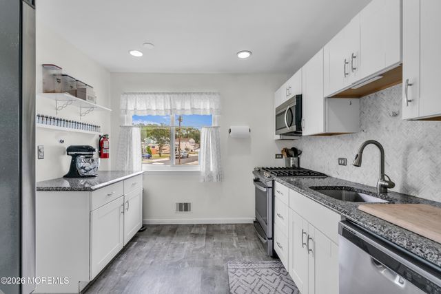41 Craig Street, Hazlet, NJ 07730