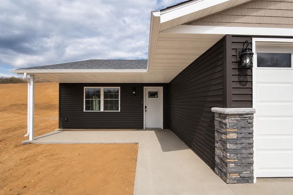 1848 Dorret Road, Eau Claire, WI 54703