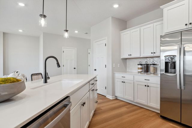 6090 157th Street N, Hugo, MN 55038