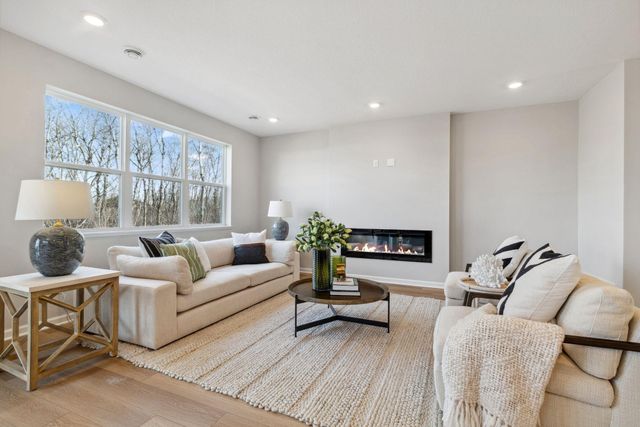 6090 157th Street N, Hugo, MN 55038