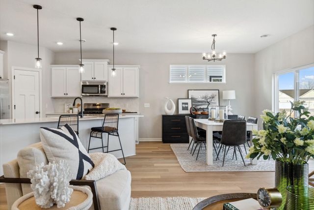 6090 157th Street N, Hugo, MN 55038