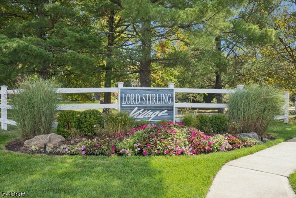 10 Village Dr, Bernards Twp., NJ 07920 — photo 4