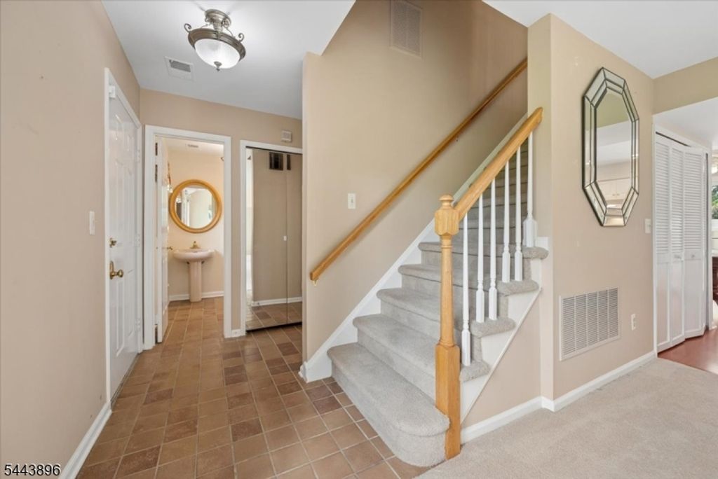 10 Village Dr, Bernards Twp., NJ 07920 — photo 5