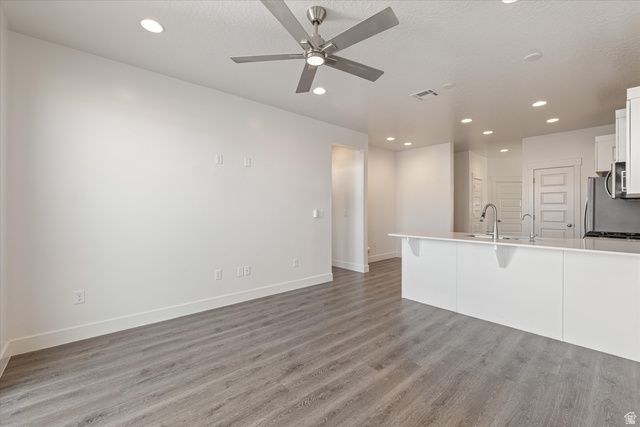 2347 E LUCIANO LN, St. George, UT 84790