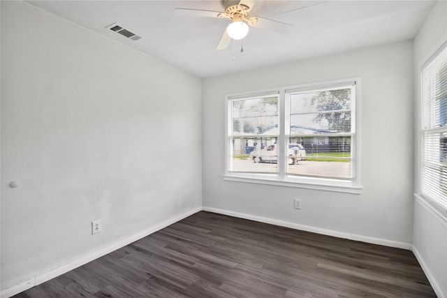 3411 Palm Avenue, Texas City, TX 77590