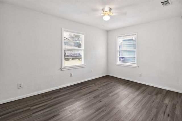 3411 Palm Avenue, Texas City, TX 77590