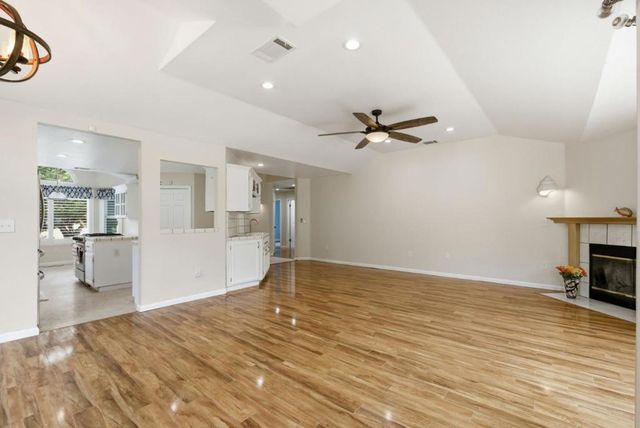 1584 Rocks Road, San Juan Bautista, CA 95045