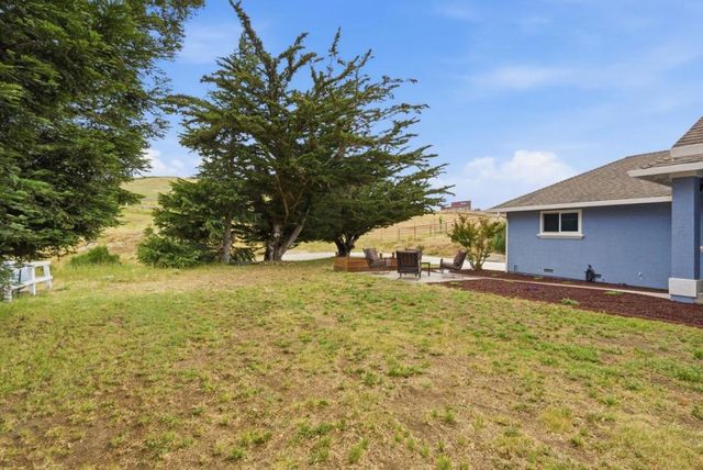 1584 Rocks Road, San Juan Bautista, CA 95045