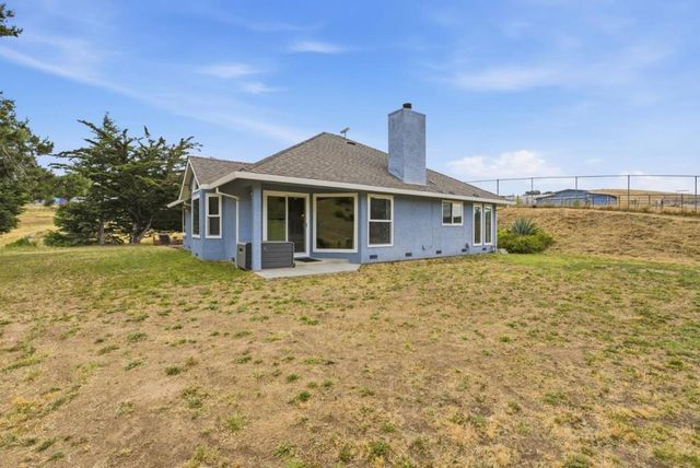 1584 Rocks Road, San Juan Bautista, CA 95045