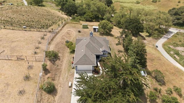 1584 Rocks Road, San Juan Bautista, CA 95045