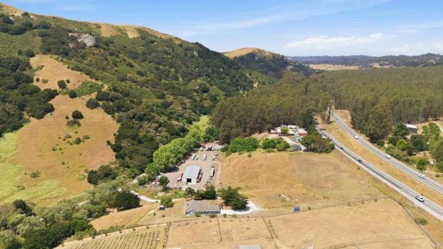 1584 Rocks Road, San Juan Bautista, CA 95045