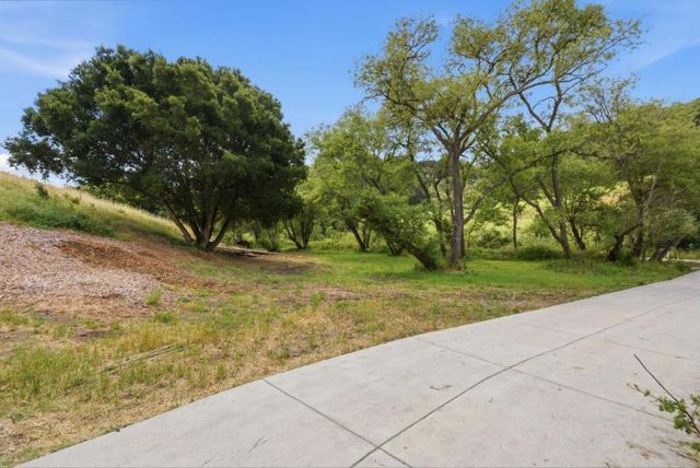 1584 Rocks Road, San Juan Bautista, CA 95045