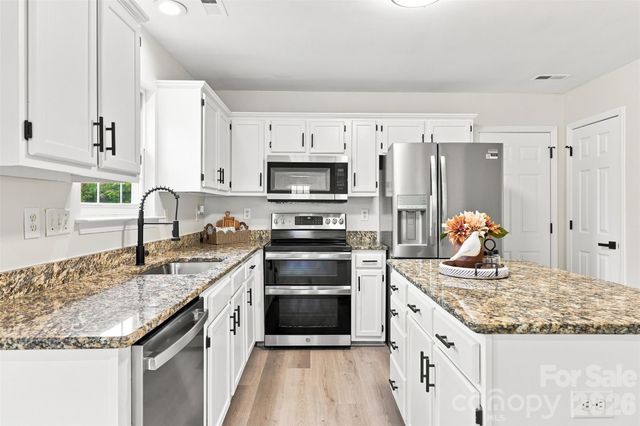 505 Whitehead Court, Fort Mill, SC 29708