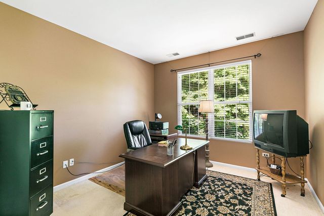 12225 Arlington Drive, Huntley, IL 60142