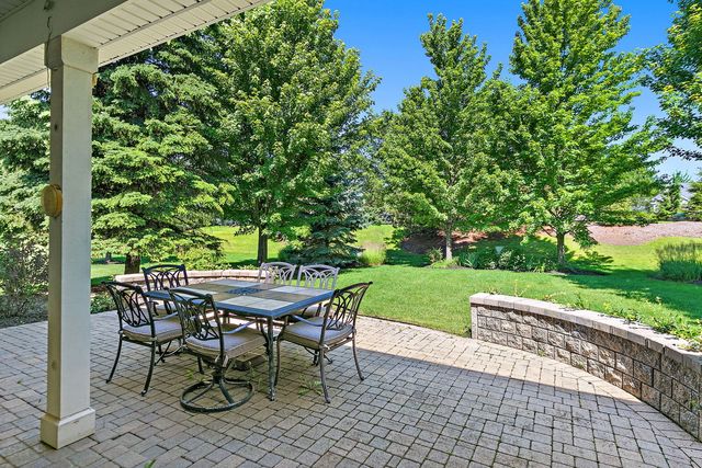 12225 Arlington Drive, Huntley, IL 60142