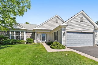 12225 Arlington Drive, Huntley, IL 60142