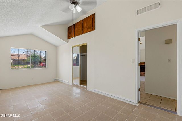 9805 GIFFORD Drive, El Paso, TX 79927