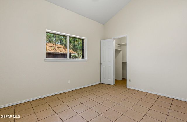 9805 GIFFORD Drive, El Paso, TX 79927