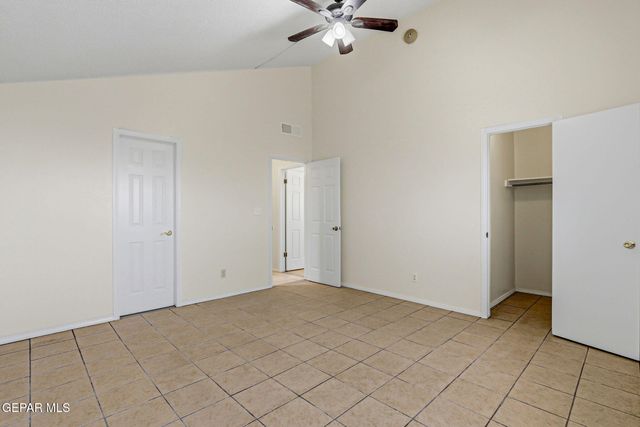 9805 GIFFORD Drive, El Paso, TX 79927