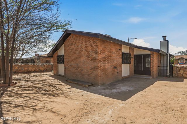 9805 GIFFORD Drive, El Paso, TX 79927