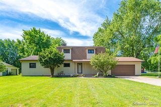 888 Bowes Road, Lowell, MI 49331