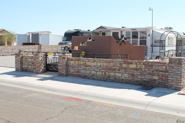 9725 E 37 St, Yuma, AZ 85365