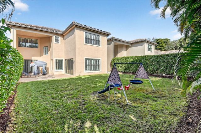 8158 Lawson Bridge Lane, Delray Beach, FL 33446