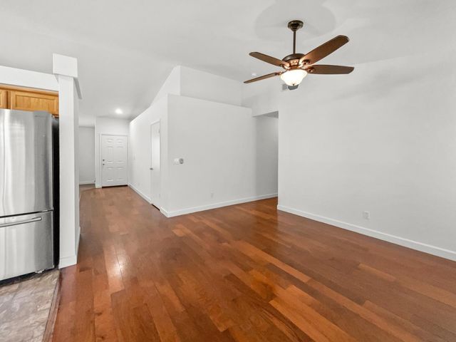 1041 Shenencock Way, Roseville, CA 95747