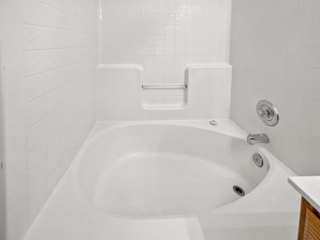 1041 Shenencock Way, Roseville, CA 95747