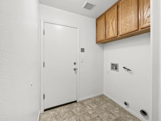 1041 Shenencock Way, Roseville, CA 95747