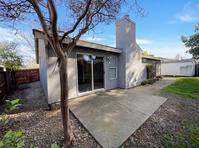 1041 Shenencock Way, Roseville, CA 95747