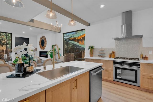 216 Leonard Lane, Big Bear, CA 92386