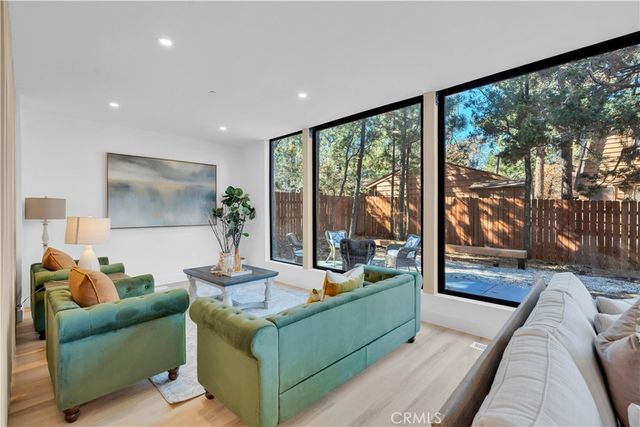 216 Leonard Lane, Big Bear, CA 92386