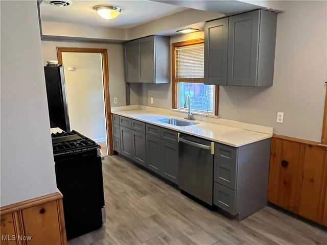 2017 Natona Road, Euclid, OH 44117