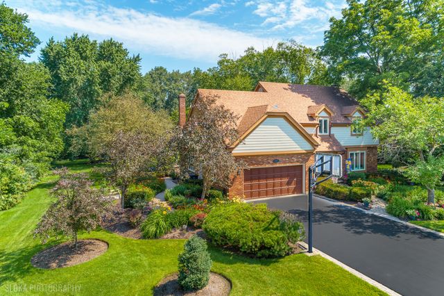 400 Bramble Lane, Deer Park, IL 60010